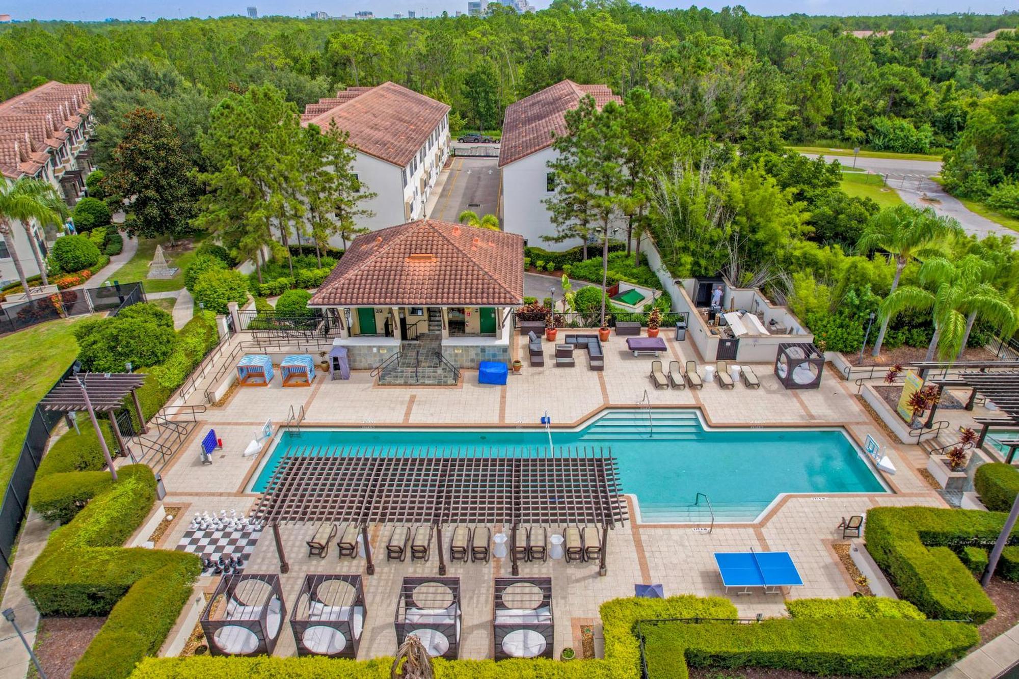 Cozy & Elegant 4Br Enchanted Townhouse - 1 Mile To Disney With Resort Pool, Gym, & Jacuzzi Orlando Eksteriør billede
