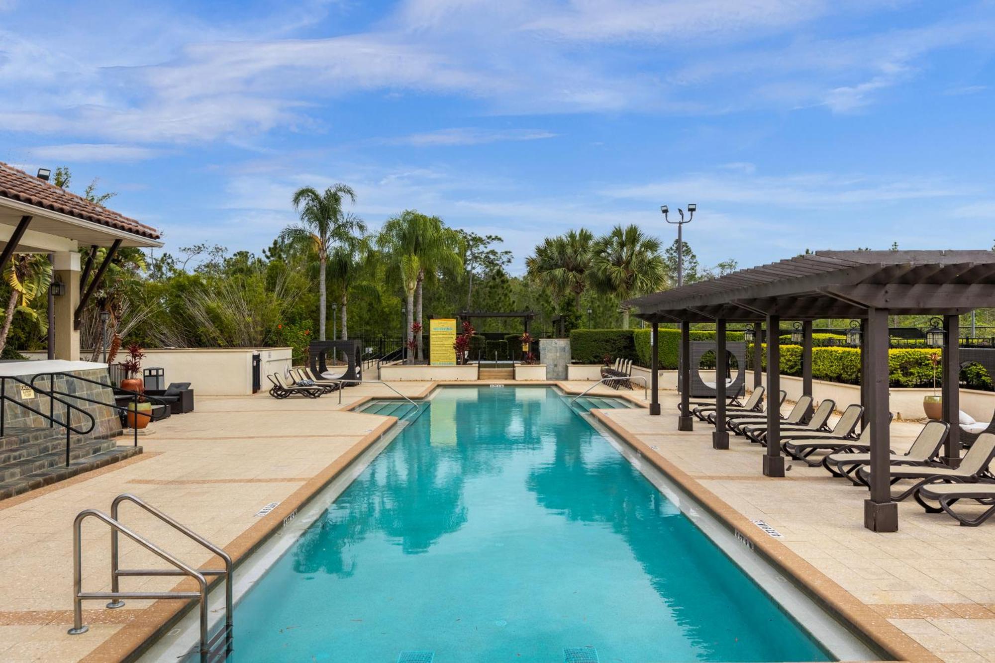 Cozy & Elegant 4Br Enchanted Townhouse - 1 Mile To Disney With Resort Pool, Gym, & Jacuzzi Orlando Eksteriør billede
