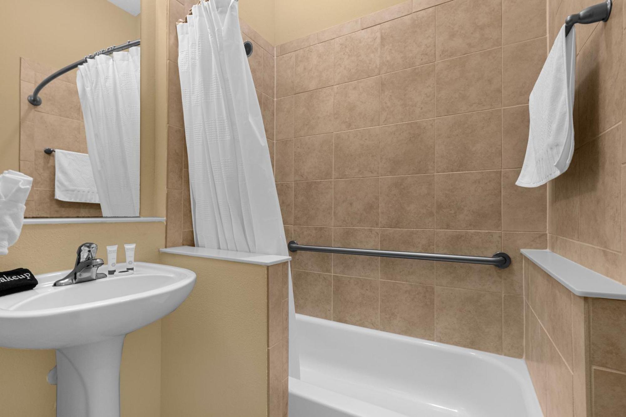 Cozy & Elegant 4Br Enchanted Townhouse - 1 Mile To Disney With Resort Pool, Gym, & Jacuzzi Orlando Eksteriør billede