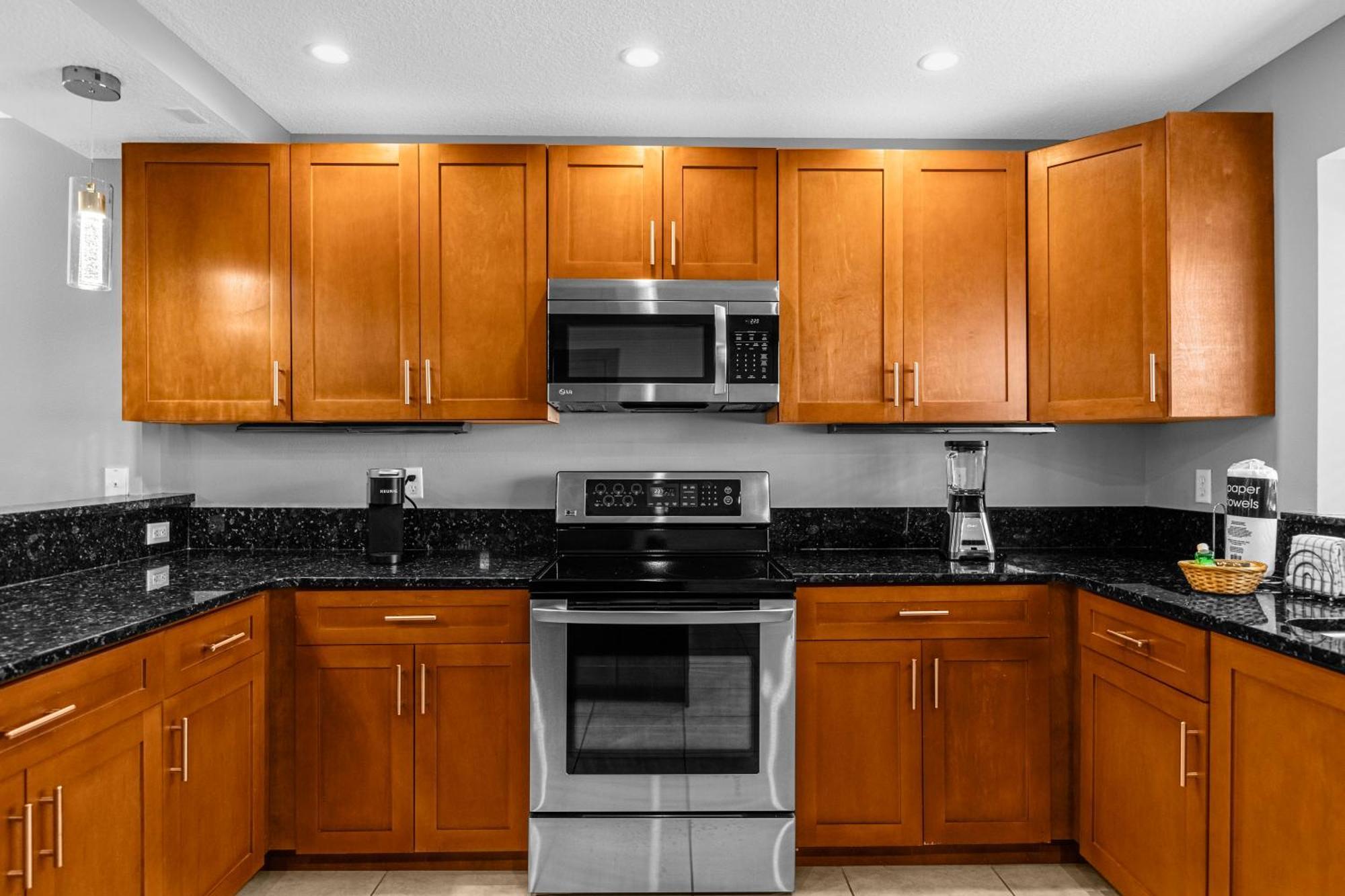 Cozy & Elegant 4Br Enchanted Townhouse - 1 Mile To Disney With Resort Pool, Gym, & Jacuzzi Orlando Eksteriør billede